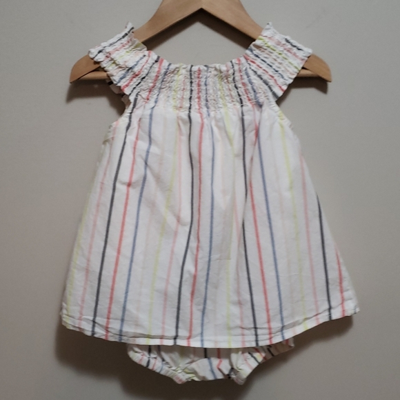 Tea Collection 6-9M smocked romper dress ¹ - Picture 5 of 6